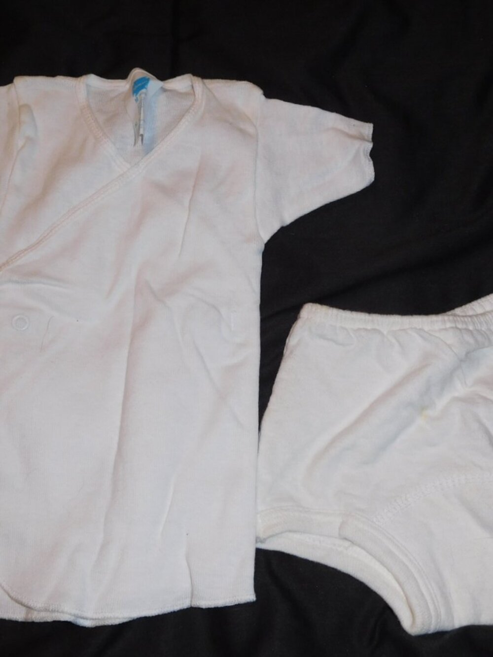 NWOT Spencer's size medium snap front v-neck top white + cotton diaper undies co